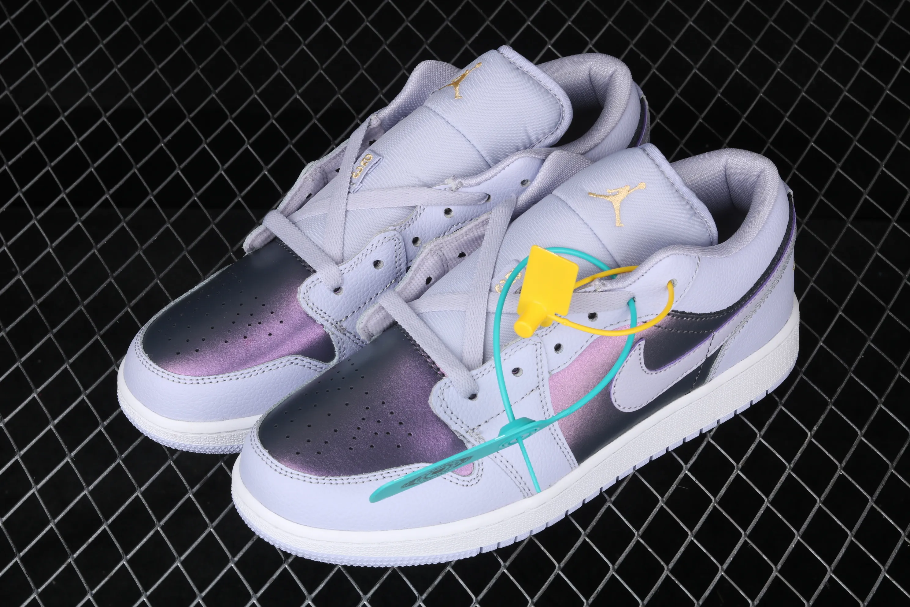 All categories Air Jordan Jordan series basketball shoes Air Jordan 1 Low Air Jordan 1 Low GS AJ1 Joe 1 electric purple low-top women's basketball shoes 554723-505
